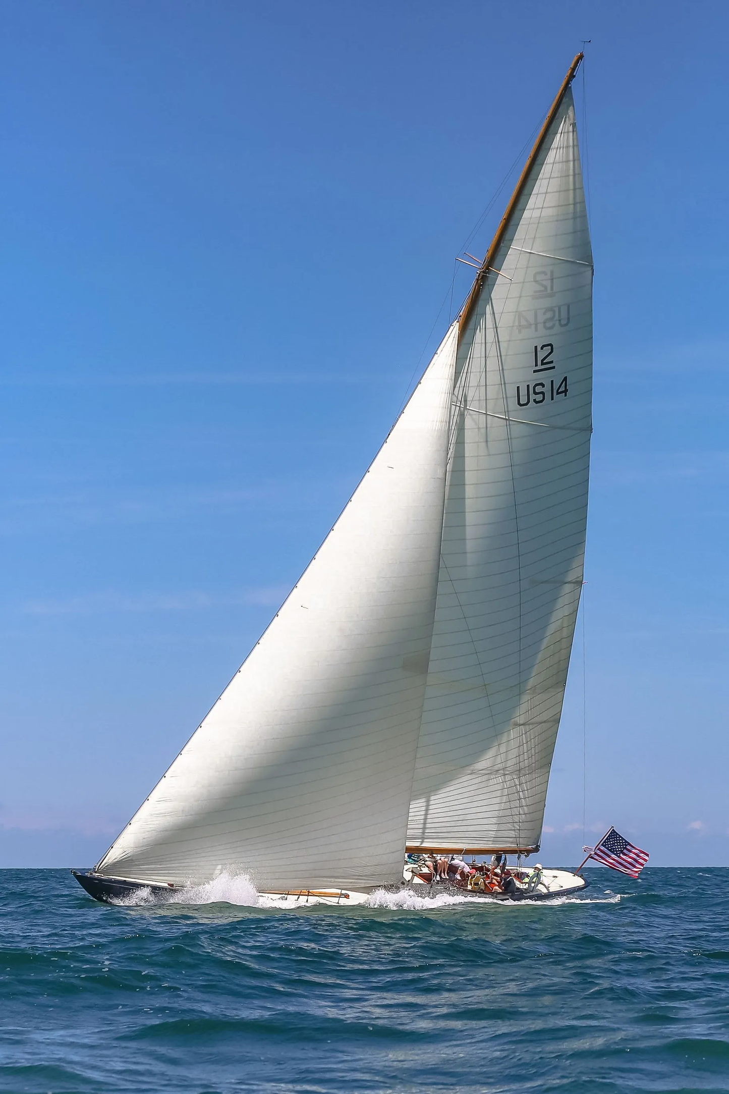 Northern Light Beating Windward